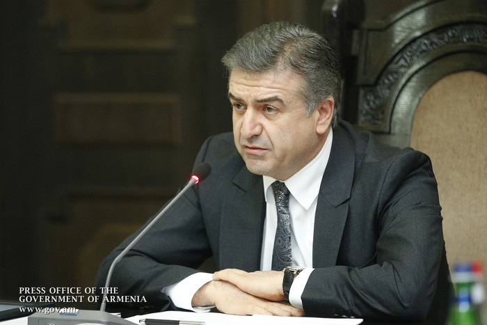 Премьер Армении Карен Карапетян поручил Минздраву передать управление областными больницами менеджерам из Еревана