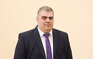 Արման Սարգսյան.