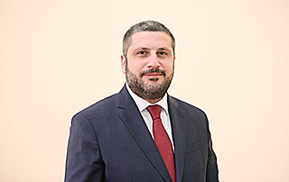 Armen Pambukhchyan Armen Pambukhchyan