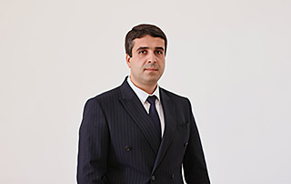 Арман Адилханян