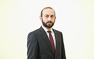 Ararat Mirzoyan