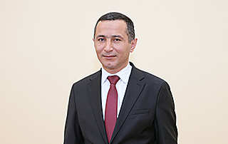  Robert Ghukasyan